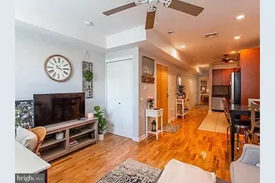 216 Market Street #3, Philadelphia, PA 19106 - Photo 2