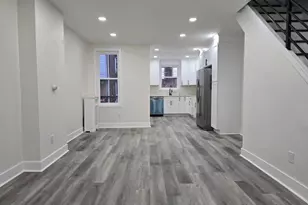 962 Carver St, Philadelphia, PA 19124 - Photo 4