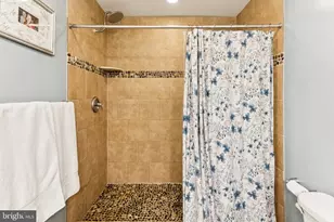 233 Paoli Ave, Philadelphia, PA 19128 - Photo 32