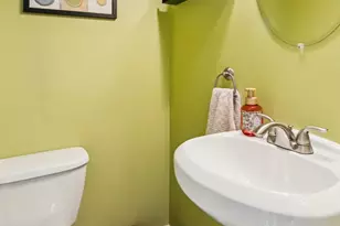 233 Paoli Ave, Philadelphia, PA 19128 - Photo 12