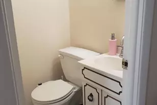 11872 Basile Rd, Philadelphia, PA 19154 - Photo 8