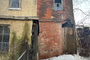 912 N 45th St, Philadelphia, PA 19104 - Photo 4