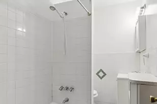 4674 N Sydenham St, Philadelphia, PA 19140 - Photo 18