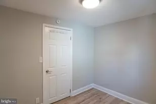 939 Mountain St, Philadelphia, PA 19148 - Photo 12