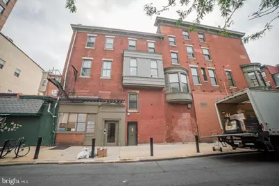 269 S 17th Street #2F, Philadelphia, PA 19103 - Photo 2