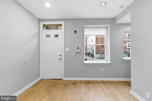 1027 N 4th St, Philadelphia, PA 19123 - Photo 6