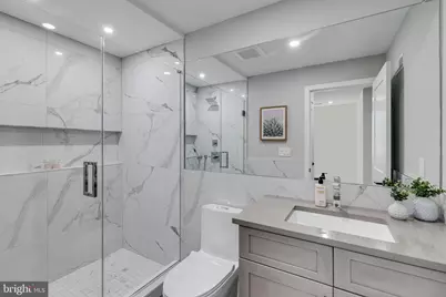 752 S 16th Street #2C, Philadelphia, PA 19146 - Photo 16