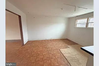 323 W Wingohocking Street, Philadelphia, PA 19140 - Photo 10