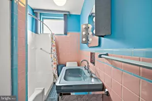 2310 S 15th St, Philadelphia, PA 19145 - Photo 14