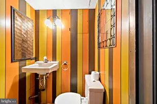 2310 S 15th St, Philadelphia, PA 19145 - Photo 10