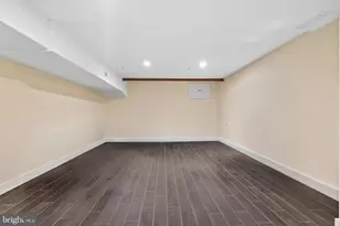 924 S 11th St, Philadelphia, PA 19147 - Photo 16