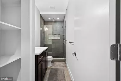 924 S 11th Street #A, Philadelphia, PA 19147 - Photo 10