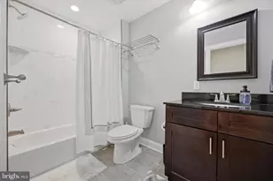 2309 Gerritt St, Philadelphia, PA 19146 - Photo 12