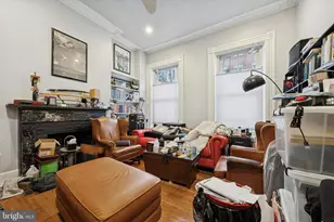 916 Clinton St, Philadelphia, PA 19107 - Photo 2