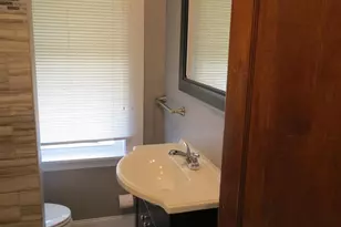 240 Pensdale St, Philadelphia, PA 19128 - Photo 12