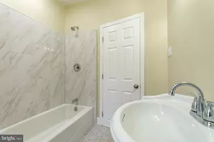 2023 S 22nd St, Philadelphia, PA 19145 - Photo 10