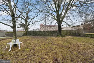 523 Wigard Ave, Philadelphia, PA 19128 - Photo 30