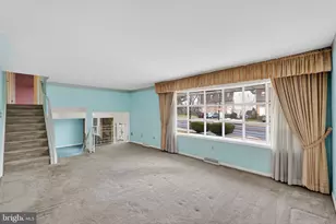 523 Wigard Ave, Philadelphia, PA 19128 - Photo 8