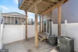 2045 N College Ave, Philadelphia, PA 19121 - Photo 12