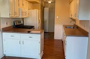 2813 Walnut Hill St, Philadelphia, PA 19152 - Photo 6