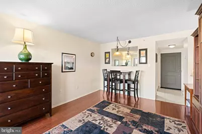 2001 Hamilton Street #723, Philadelphia, PA 19130 - Photo 4