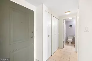 2001 Hamilton St, Philadelphia, PA 19130 - Photo 8