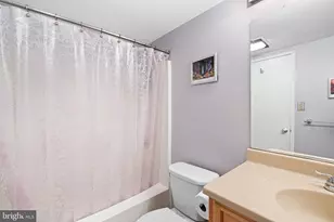 2001 Hamilton St, Philadelphia, PA 19130 - Photo 10