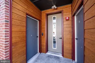 2409 N Hancock St, Philadelphia, PA 19133 - Photo 6