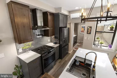 526 E Thompson Street, Philadelphia, PA 19125 - Photo 10