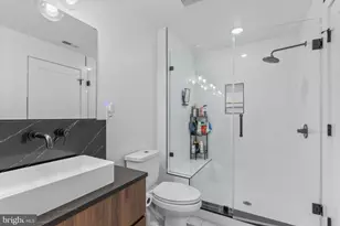 1723 Francis St, Philadelphia, PA 19130 - Photo 12