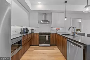 1723 Francis St, Philadelphia, PA 19130 - Photo 4