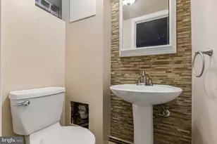 2012 Murray St, Philadelphia, PA 19115 - Photo 20