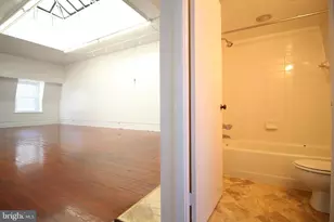 1722 Spruce, Philadelphia, PA 19103 - Photo 14