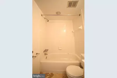 1722 Spruce #C5, Philadelphia, PA 19103 - Photo 16