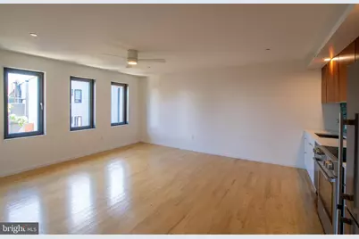 152 W Laurel Street #UNIT 206, Philadelphia, PA 19123 - Photo 8