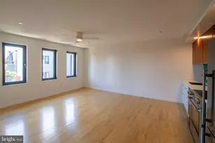 152 W Laurel St, Philadelphia, PA 19123 - Photo 8