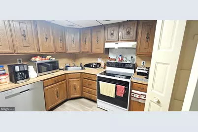 1101 Delaire Landing Road #101, Philadelphia, PA 19114 - Photo 10