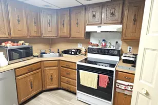 1101 Delaire Landing Rd, Philadelphia, PA 19114 - Photo 10