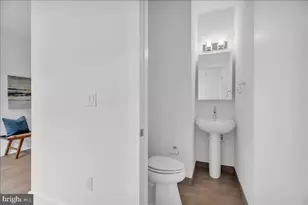 638 N 5th St, Philadelphia, PA 19123 - Photo 18