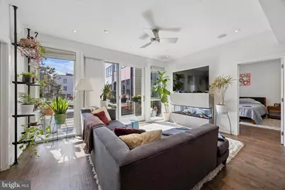 620 N 3rd Street #3B, Philadelphia, PA 19123 - Photo 2