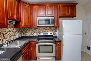 5230 Hazel Ave, Philadelphia, PA 19143 - Photo 16