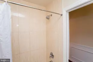 5230 Hazel Ave, Philadelphia, PA 19143 - Photo 32