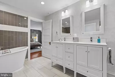 8111 Saint Martins Lane, Philadelphia, PA 19118 - Photo 50