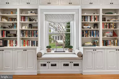 8111 Saint Martins Lane, Philadelphia, PA 19118 - Photo 12