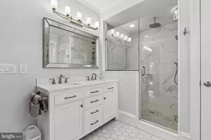 8111 St Martins Ln, Philadelphia, PA 19118 - Photo 44