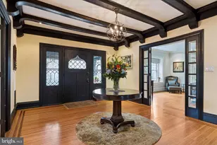 8111 St Martins Ln, Philadelphia, PA 19118 - Photo 6