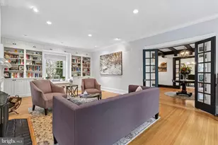 8111 St Martins Ln, Philadelphia, PA 19118 - Photo 18