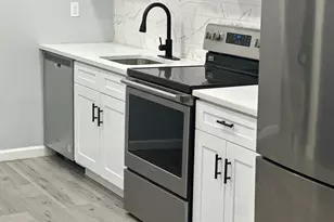 1724 W Diamond St, Philadelphia, PA 19121 - Photo 1