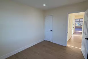 8540 Castor Ave, Philadelphia, PA 19152 - Photo 6