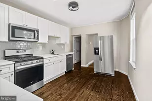 127 Seville St, Philadelphia, PA 19127 - Photo 2